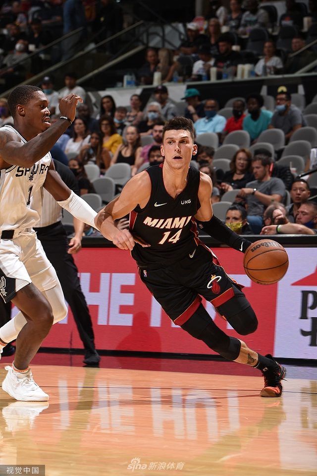 续了他当年 续了他当年